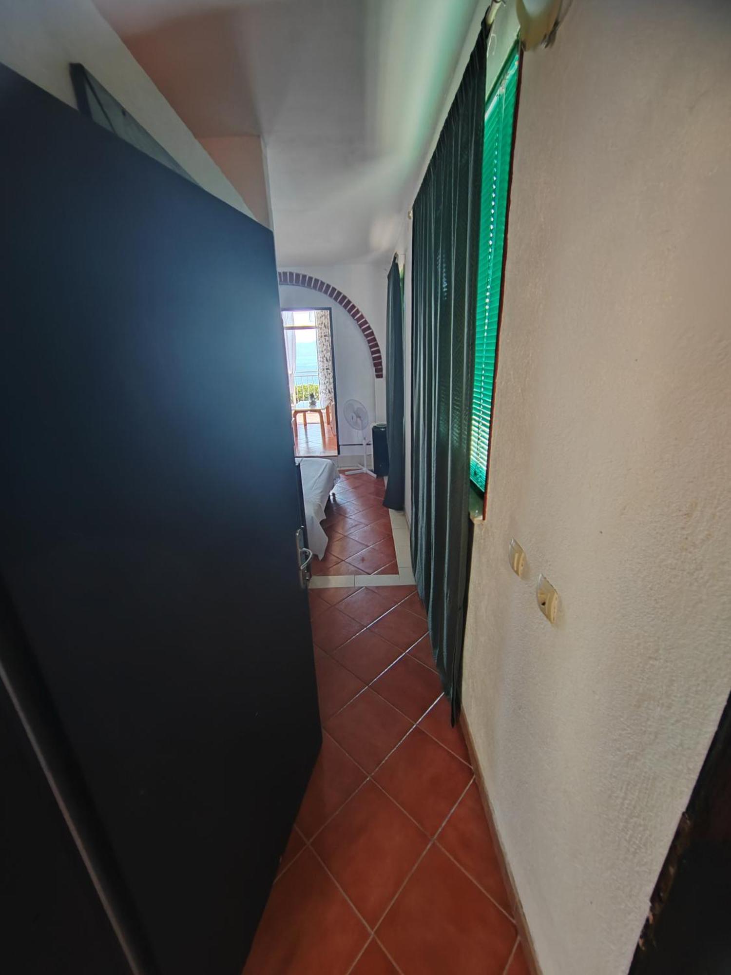Apartment Ankora Brist