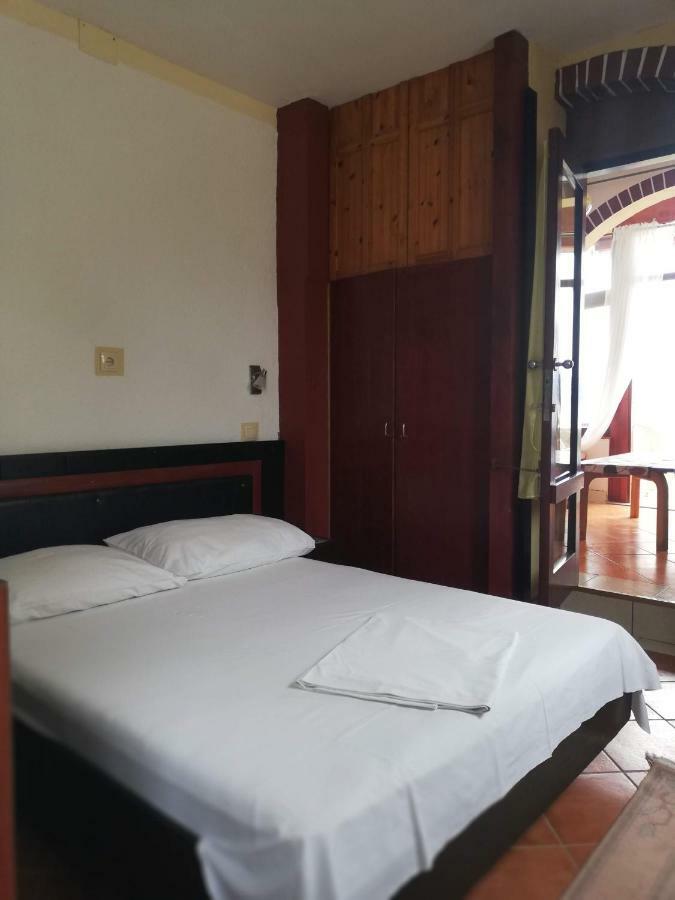 Ankora Apartment Brist